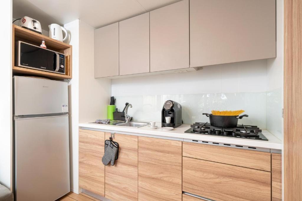 Mobile Home Joy Porton Biondi Ρόβινι Εξωτερικό φωτογραφία